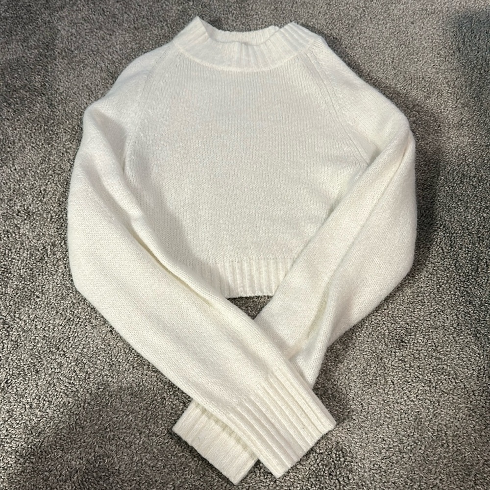 Urban Outfitters Cropped Sweater